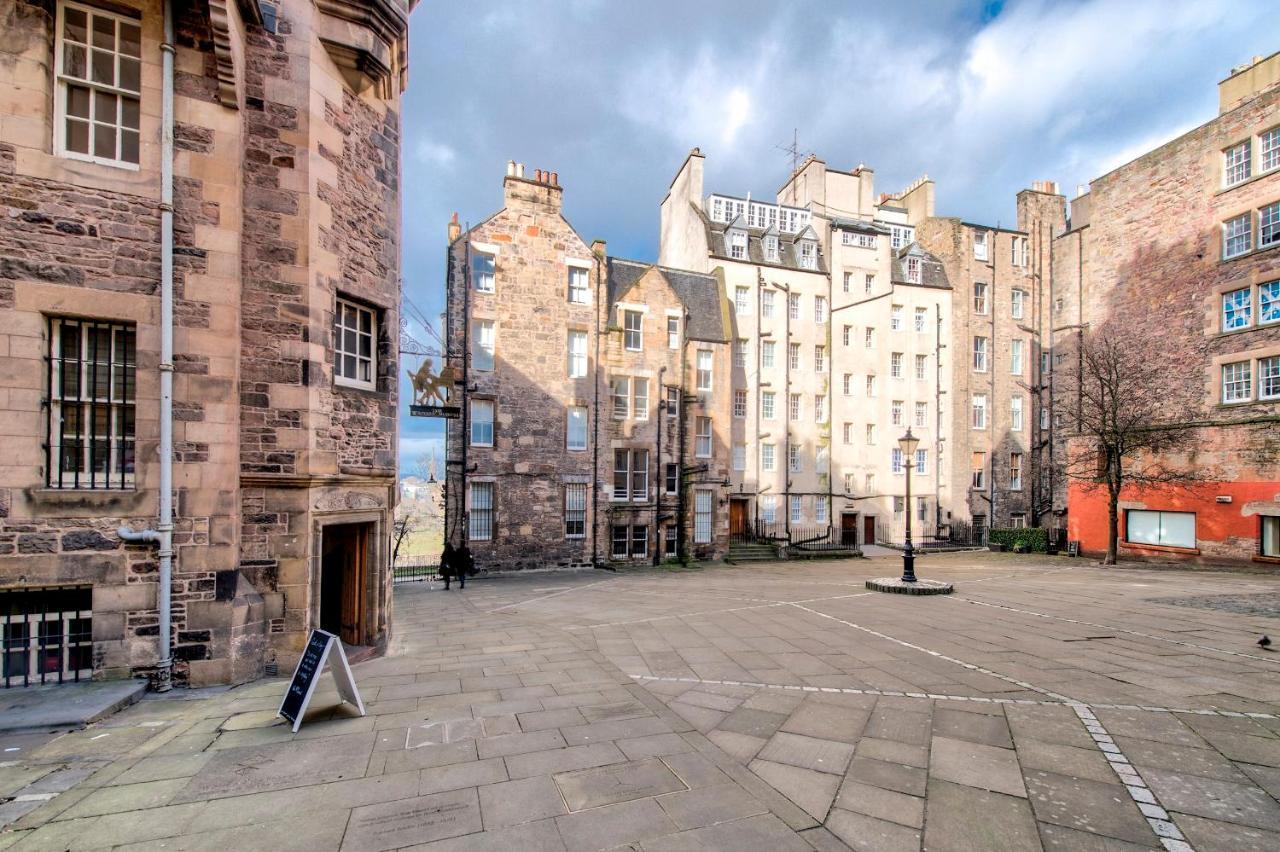 Pass The Keys Modern 3 Bed Flat On The Historic Royal Mile Apartamento Edimburgo Exterior foto